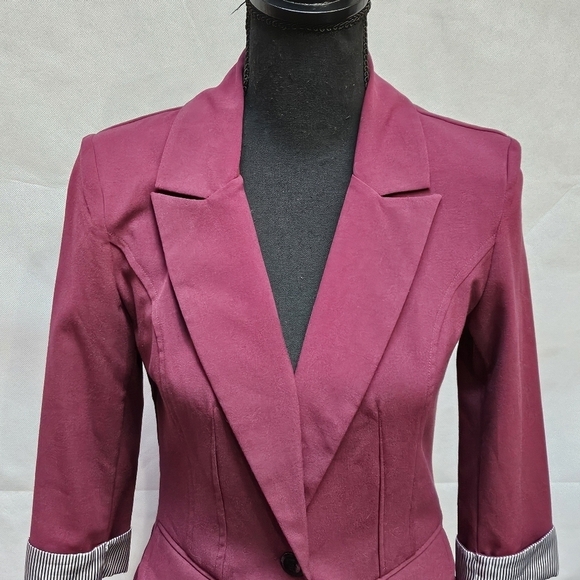 BCX Princess Cut 3/4 Rolled Sleeve Maroon Blazer Jacket Size S - Picture 2 of 7